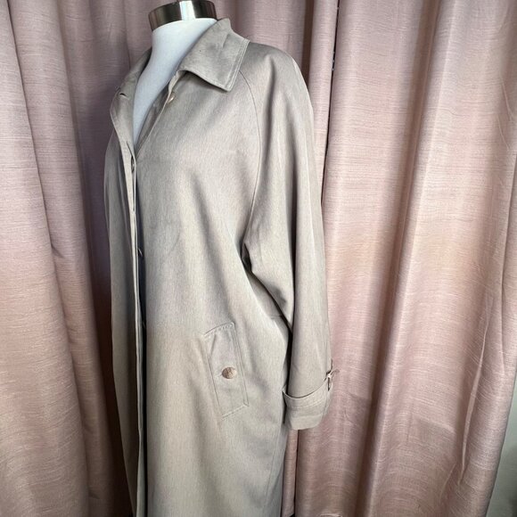 VTG Talbots Petites 10P Long Trench Coat Beige Pockets Button Style Sophisticate - Picture 5 of 16